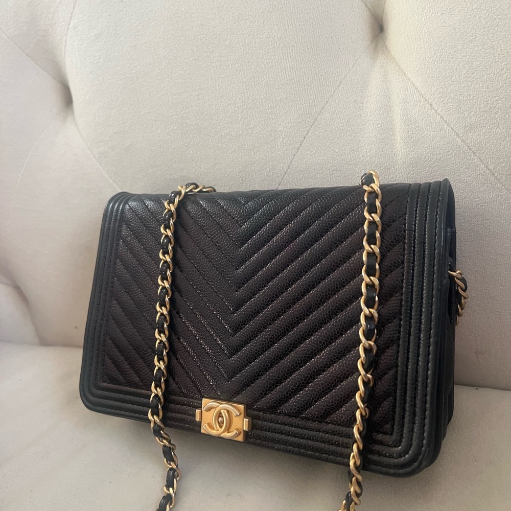 Chanel Caviar Chevron Boy WOC crossbody Bag - Picture 3 of 11
